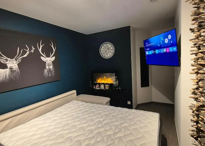 Beautiful Lakeside With Panoramic Views Apartmán *